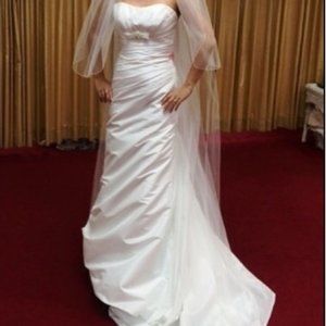 Wedding Dress, sheath style, strapless, Size 6